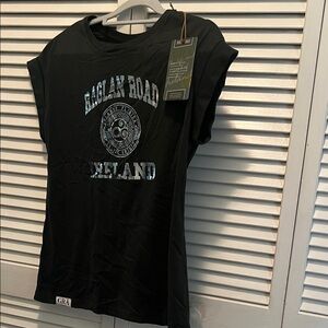 Women Black Graphic T-Shirt ( S) By RAGLAN ROAD